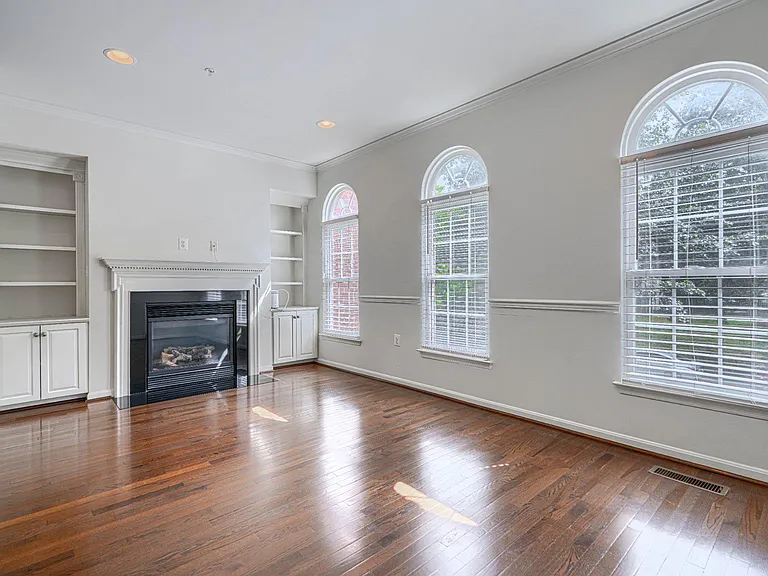 239 Anvil Way — Photo 7