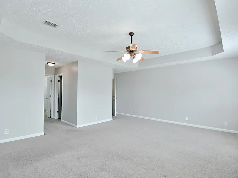 132 Tulip Grove Point — Photo 22