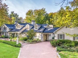 1420 Cardinal Ln, Gates Mills, OH 44040