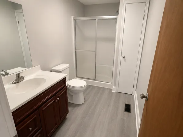 172 Mechanic St #1, Southbridge, MA 01550