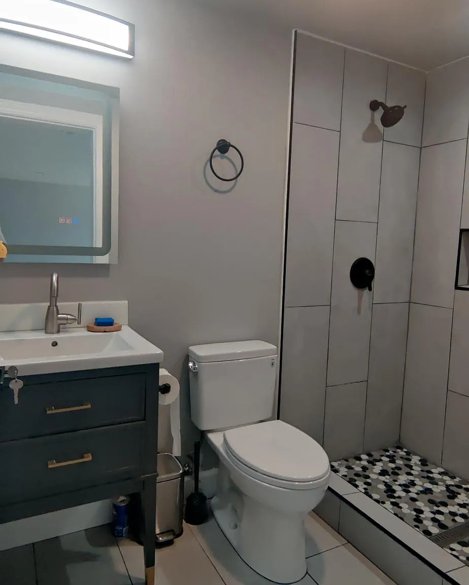 Studio, $1,800 — Photo 3