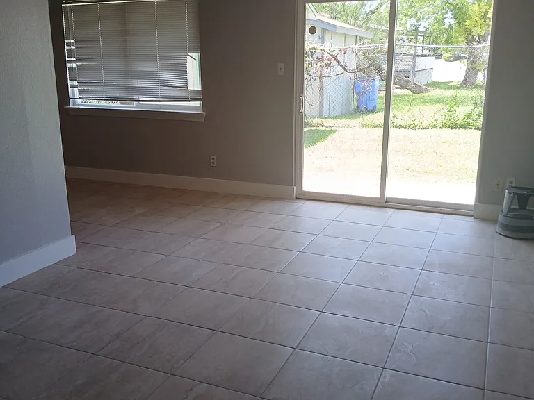 5314 Ponciana Dr #1 — Photo 4