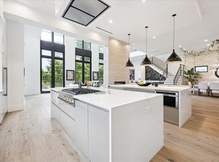 1306 Willard St, Houston, TX 77006