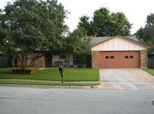 3120 Ruby St, Bedford, TX 76021