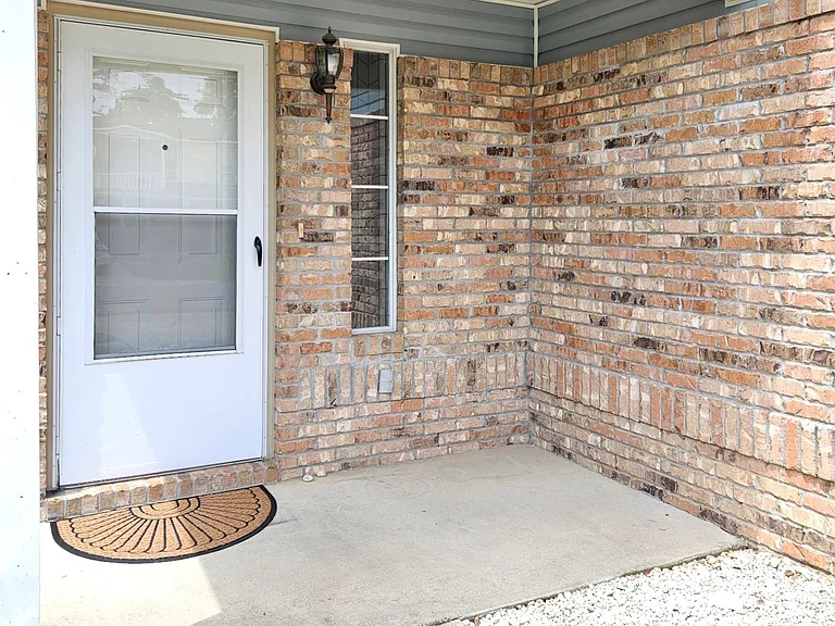 1849 Pointed Leaf Ln — Photo 2