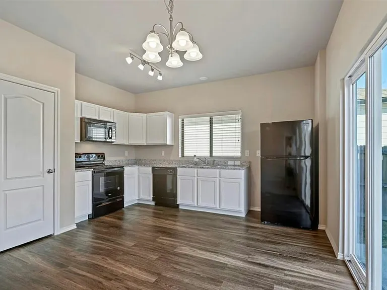 612 Wofford St — Photo 3