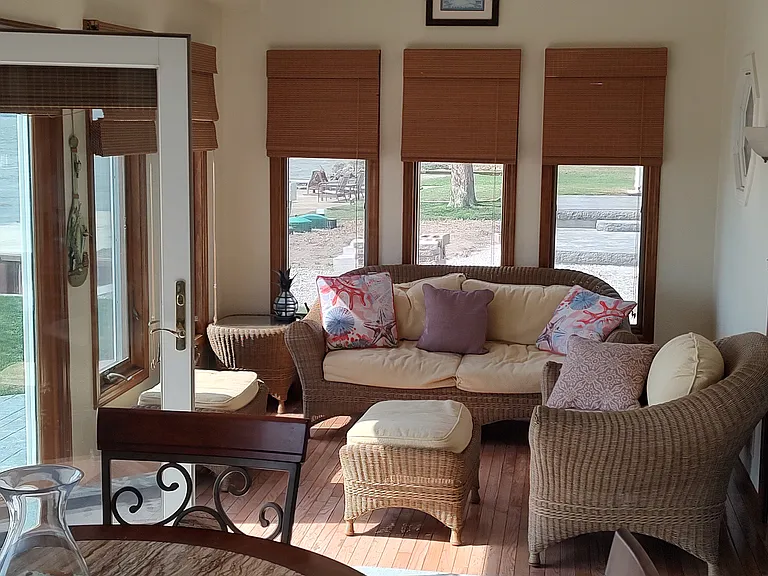 208 E Bayview Dr — Photo 13