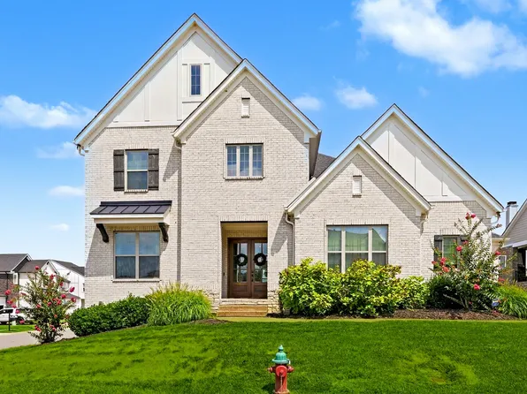 163 Telfair Ln, Nolensville, TN 37135