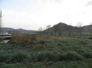 205 Poes Ln, Bulls Gap, TN 37711