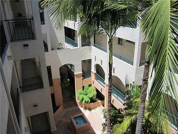 2nd image of 640 Camino De La Reina #1408