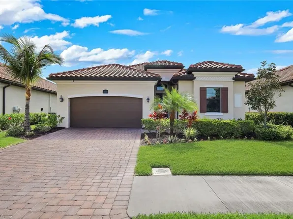 28029 Foxrock CT, BONITA SPRINGS, FL 34135