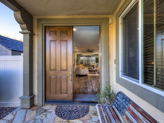 5th image of 15804 Farnham Ct