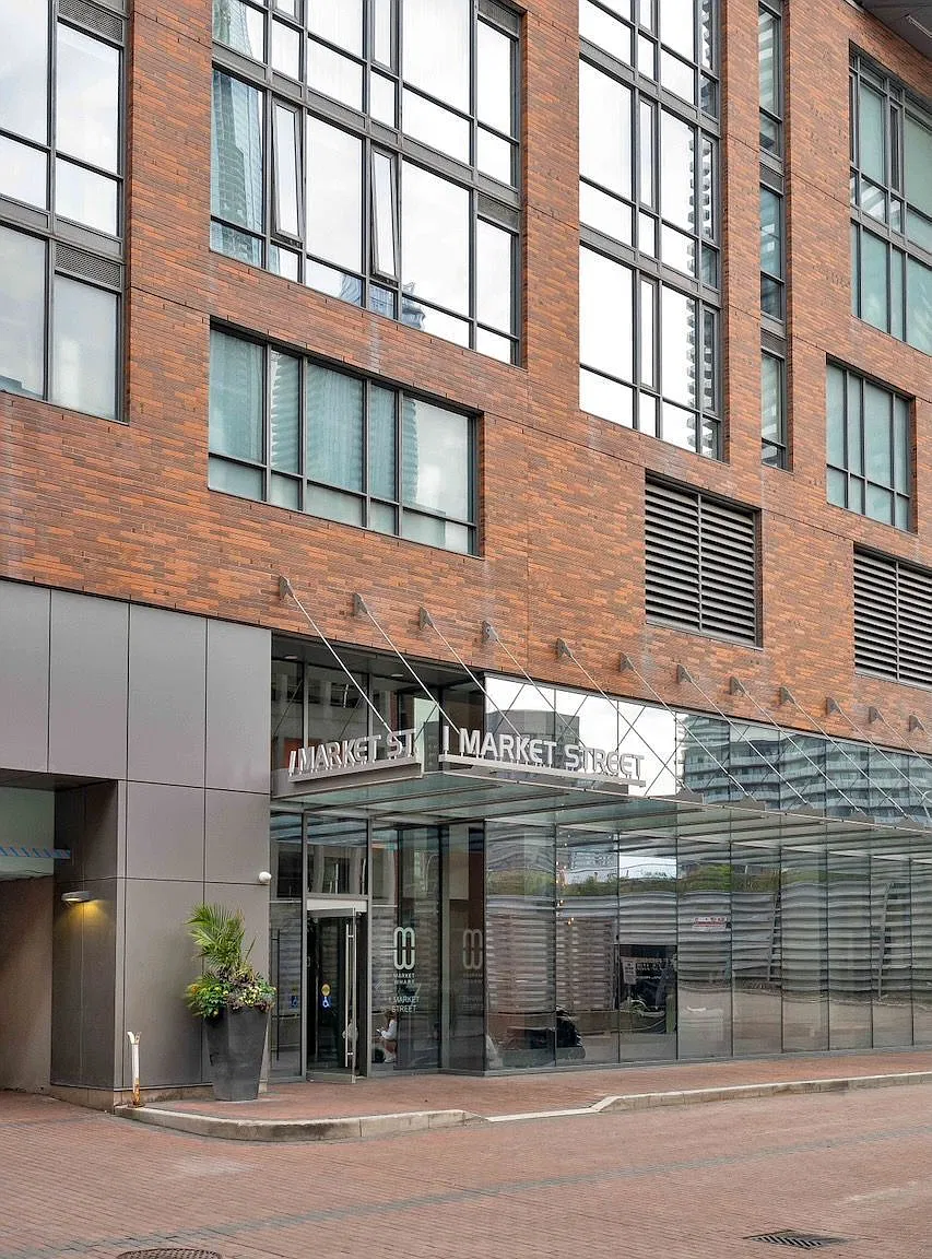 2 bed, $3,999 — Photo 1