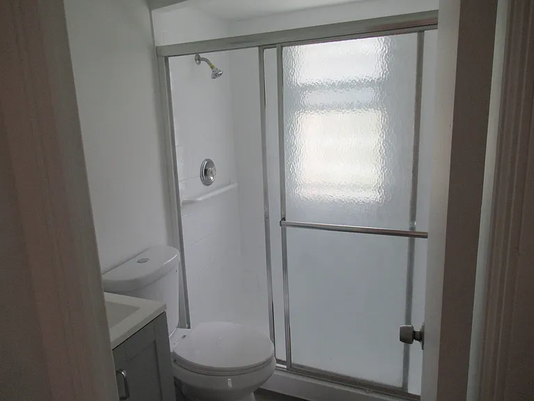 86 Cowles Ave — Photo 19