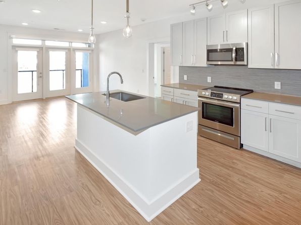 101 S Tryon Uptown Apt Charlotte