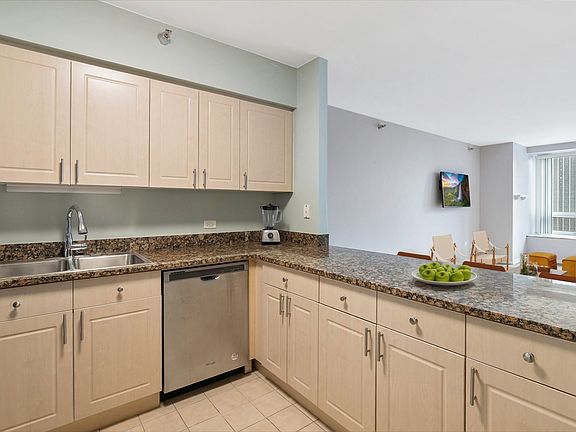 4th image of 512 N McClurg Ct APT 1705