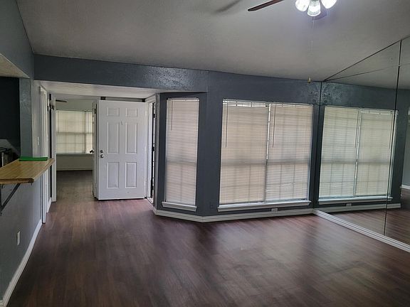 4th image of 3610 Wilbarger Dr