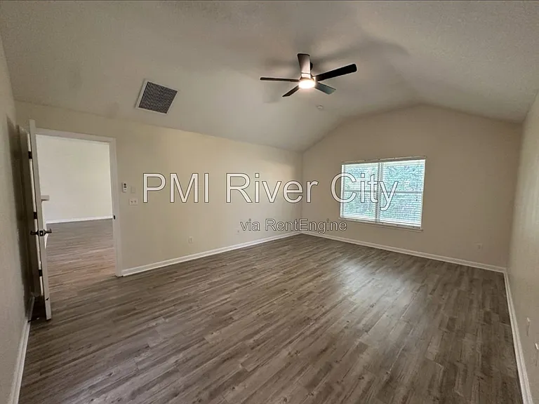 533 Alice Cove Ct — Photo 15