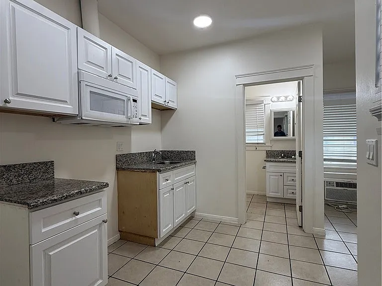 718 Chestnut Ave #15 — Photo 1