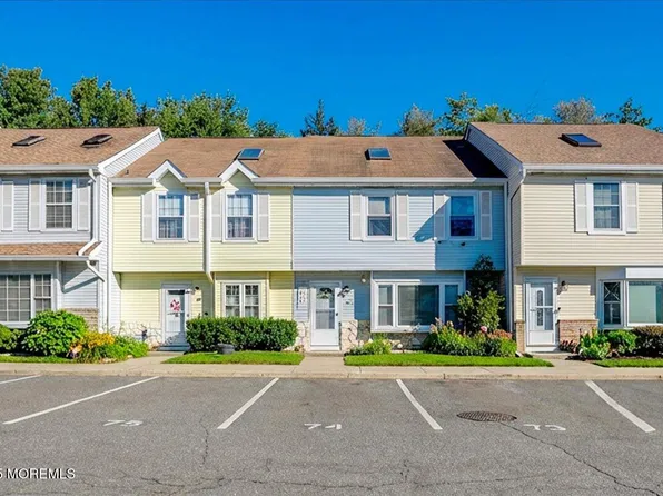 73 Rita Lane, Jackson, NJ 08527