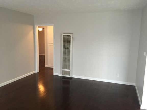 3rd image of 4513 Albury Ave