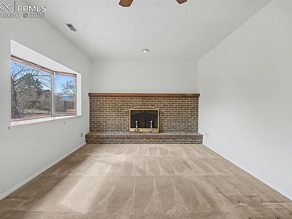 5th image of 3155 Downhill Dr