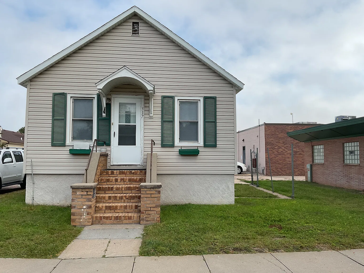 2 bed, 760 sqft, $900 — Photo 1