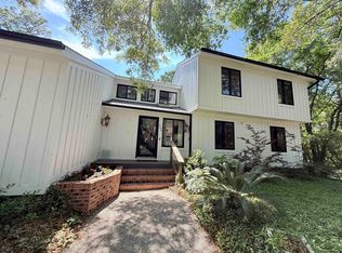 388 Linden Cir, Pawleys Island, SC 29585