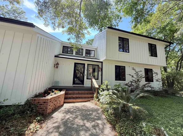 388 Linden Circle, Pawleys Island, SC 29585
