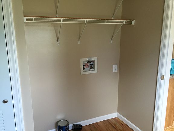 Laundry / mud room