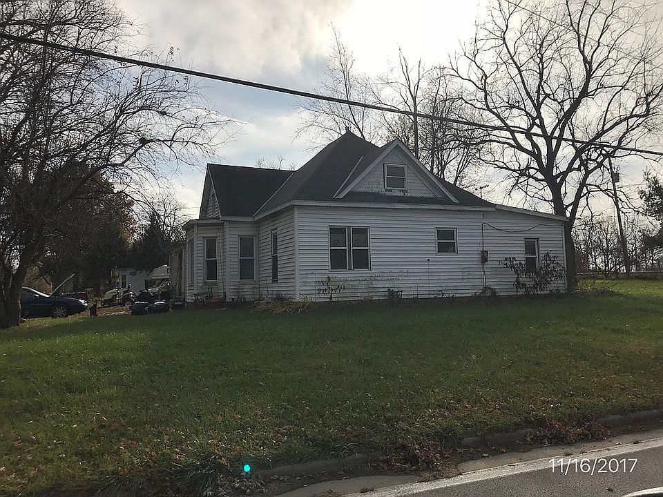 2nd image of 101 S 4th St
