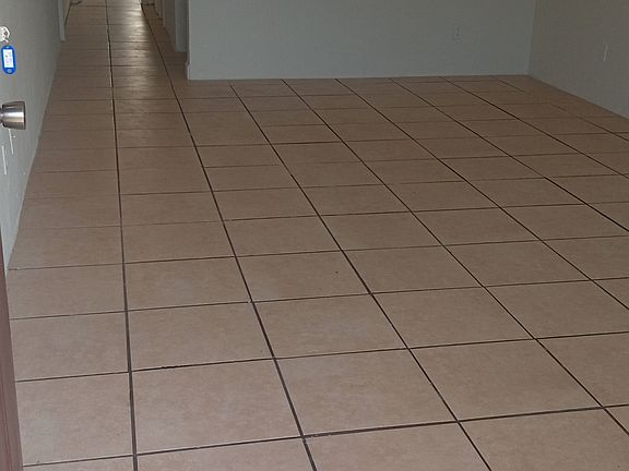 3rd image of 1930 S Palmetto Ave #11153170