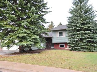 1432 Bridger St, Laramie, WY 82070