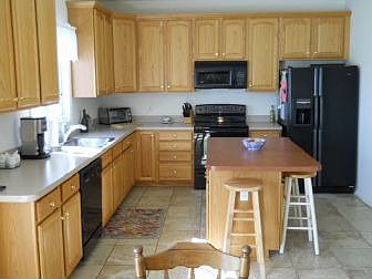 3rd image of 506 Beechwood Ct