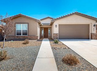 440 Rio Chama Cir SW, Los Lunas, NM 87031