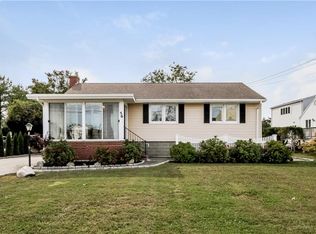 56 Winnapaug Rd, Westerly, RI 02891
