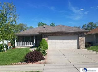 3124 Mickaela Ln, Lincoln, NE 68521
