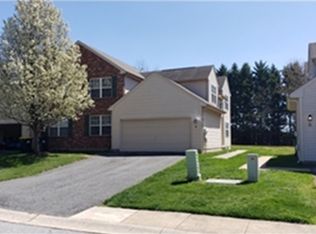 8 Saddle Ridge Ct, Wilmington, DE 19808