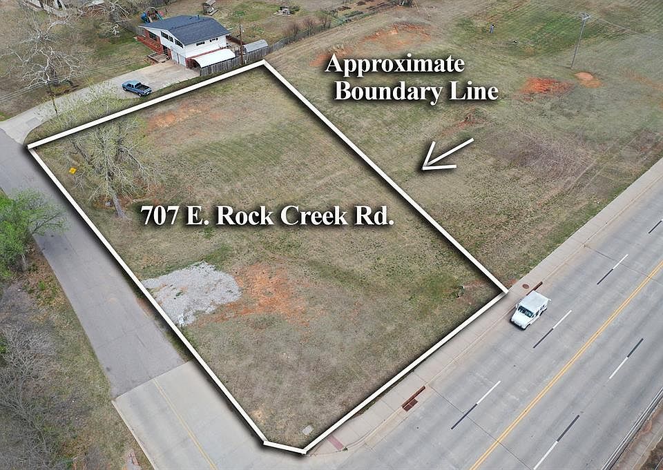 2nd image of 707 E Rock Creek Rd