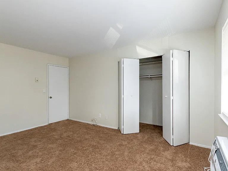 101 Maple Tree Ave — Photo 10