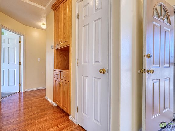 5th image of 3120 Dutchman Dr