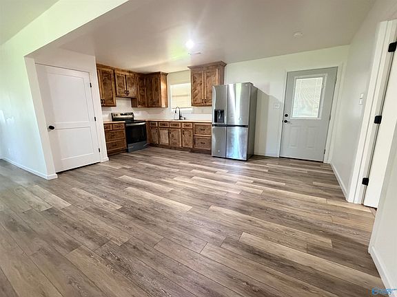 3rd image of 7933 County Road 170