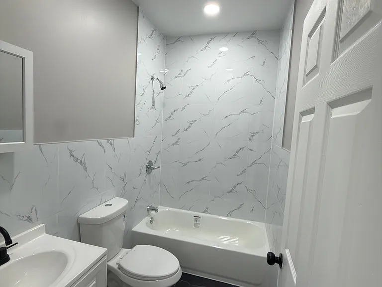 190 Fulton St #1 — Photo 4