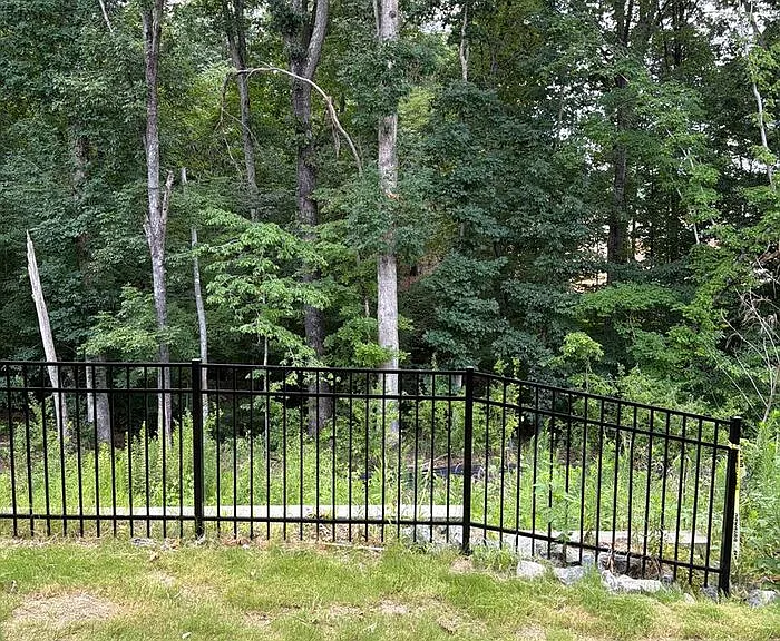 4136 Auburn Oak Ln — Photo 25