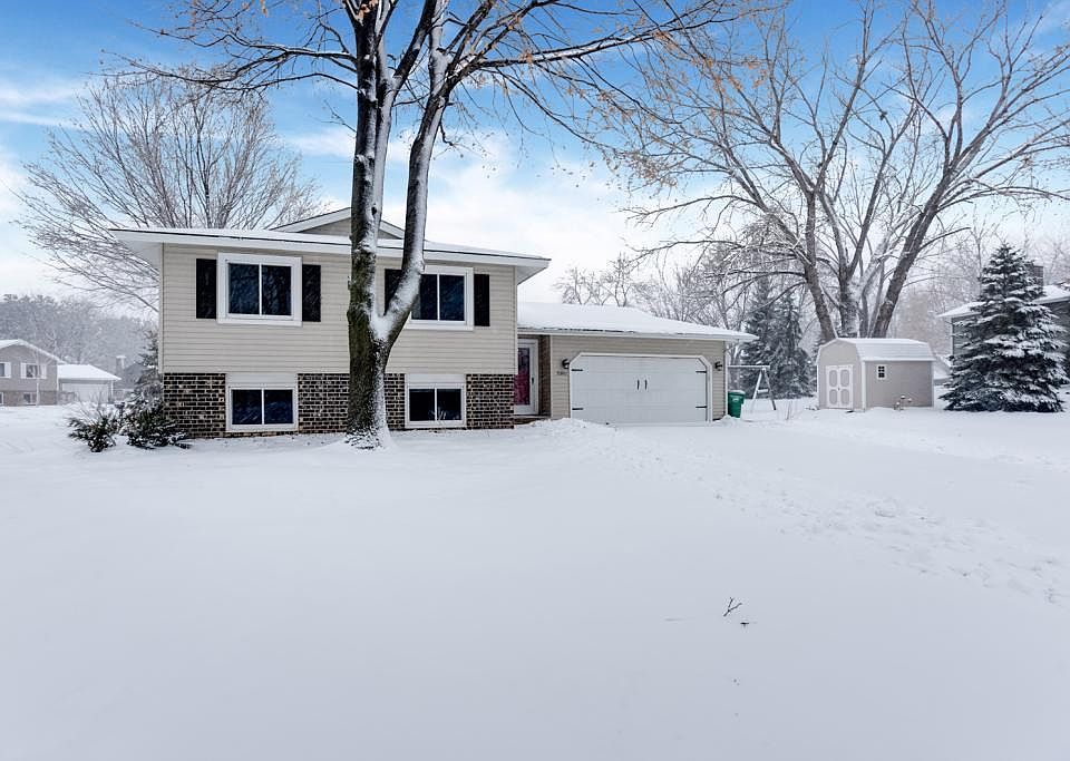 1st image of 7090 Carey Ln