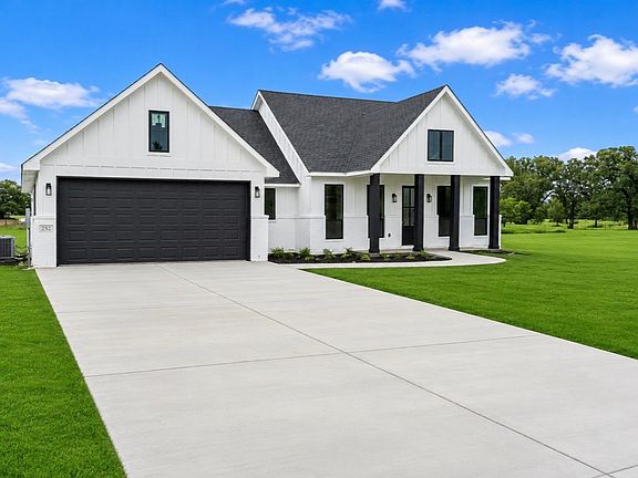 2nd image of 252 Jimmy Ln