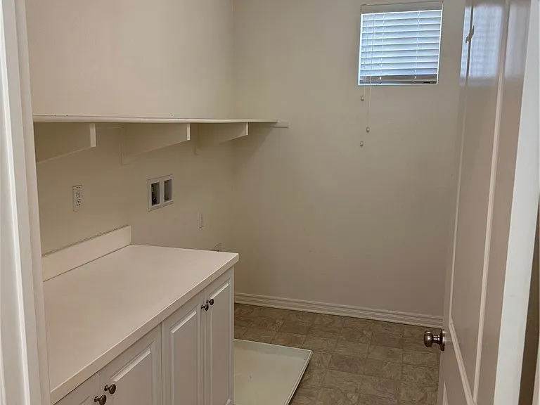 759 E Sierra Madre Ave — Photo 8