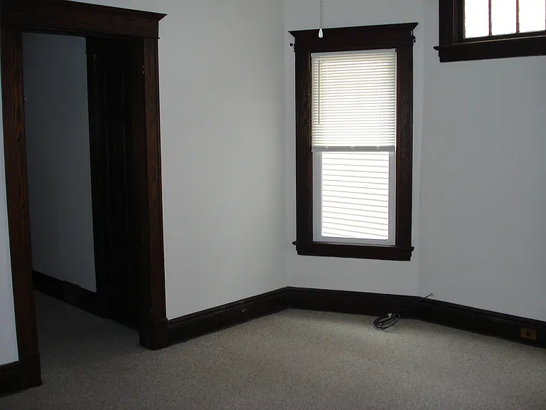 118 Russell St — Photo 17