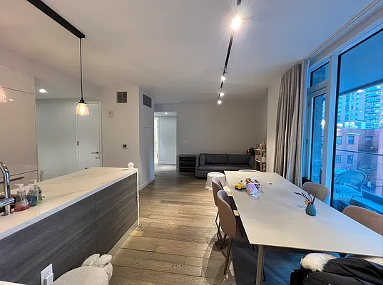 Rented by P R O Links Realty Inc | media 1