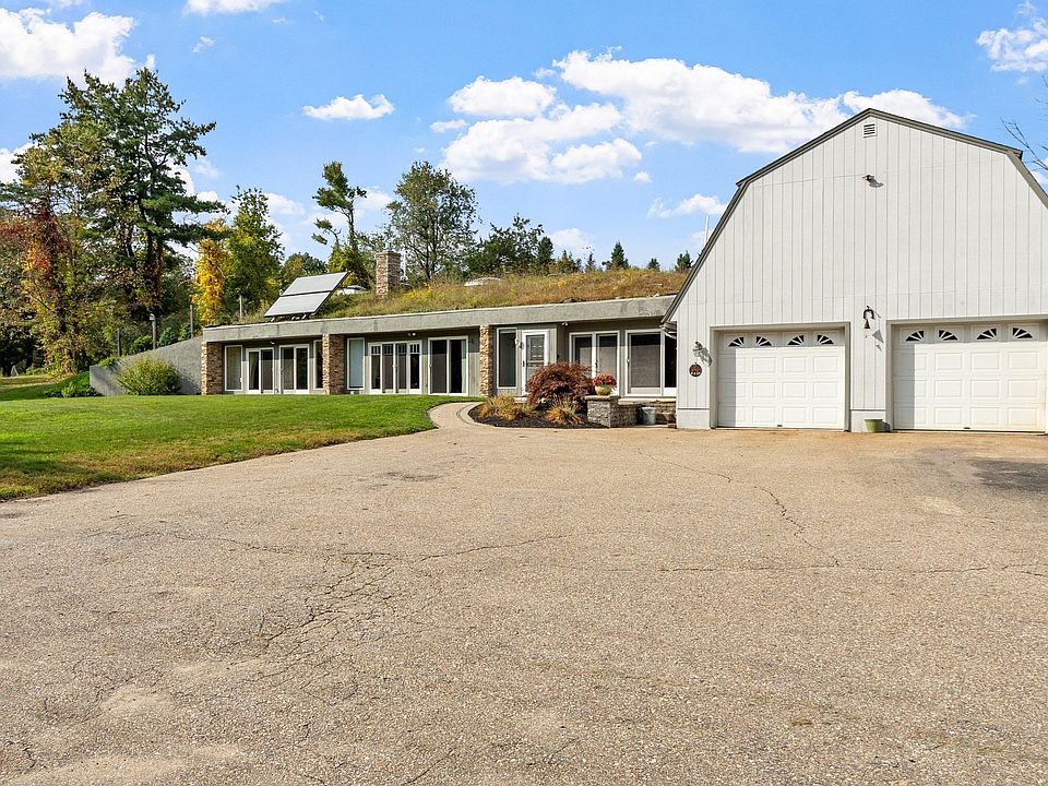 1st image of 137 Princeton Rd